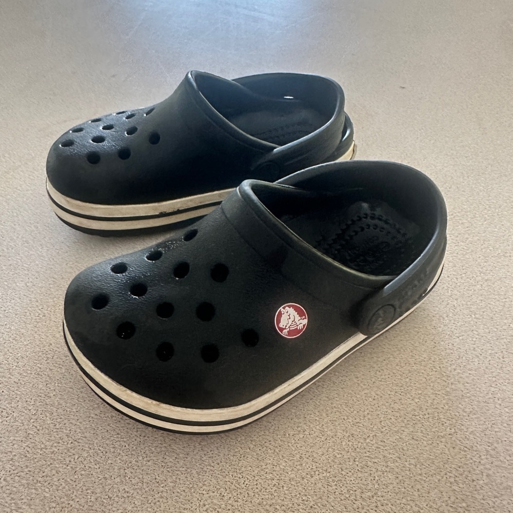 CROCS Kids / Toddler Black Slip-On Shoes (Sandals / Clogs) - Size 7